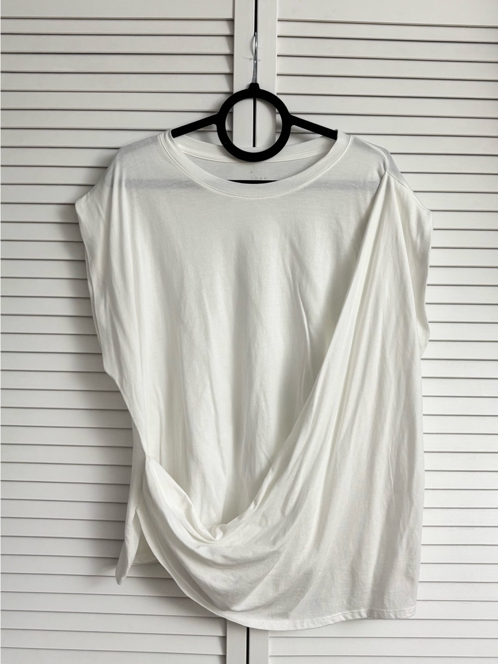 🔥A New Day Women's Sleeveless White Draped T-Shirt Top, Size: 1X, NWT